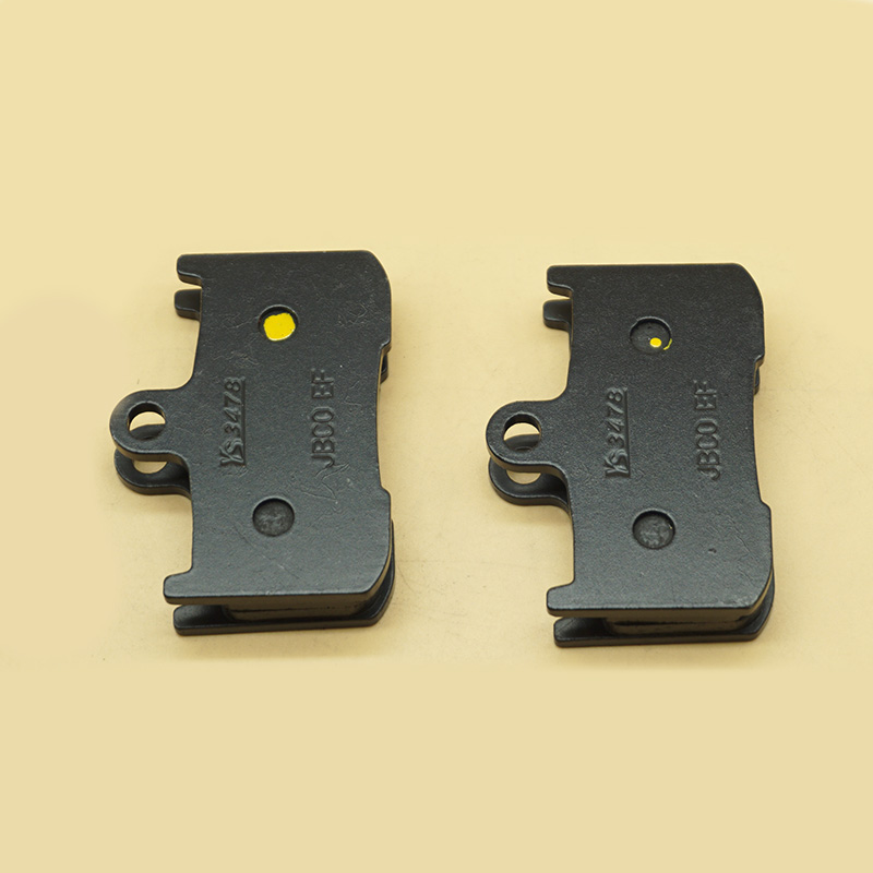 مجموعة فرامل أمامية ودراجة نار - مراجعة Brake Pad Set وسعره